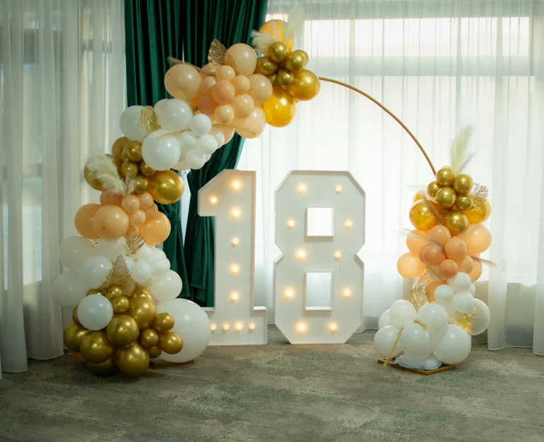 Balloon Garland vs. Balloon Arch: Which Is Right for Your Event?